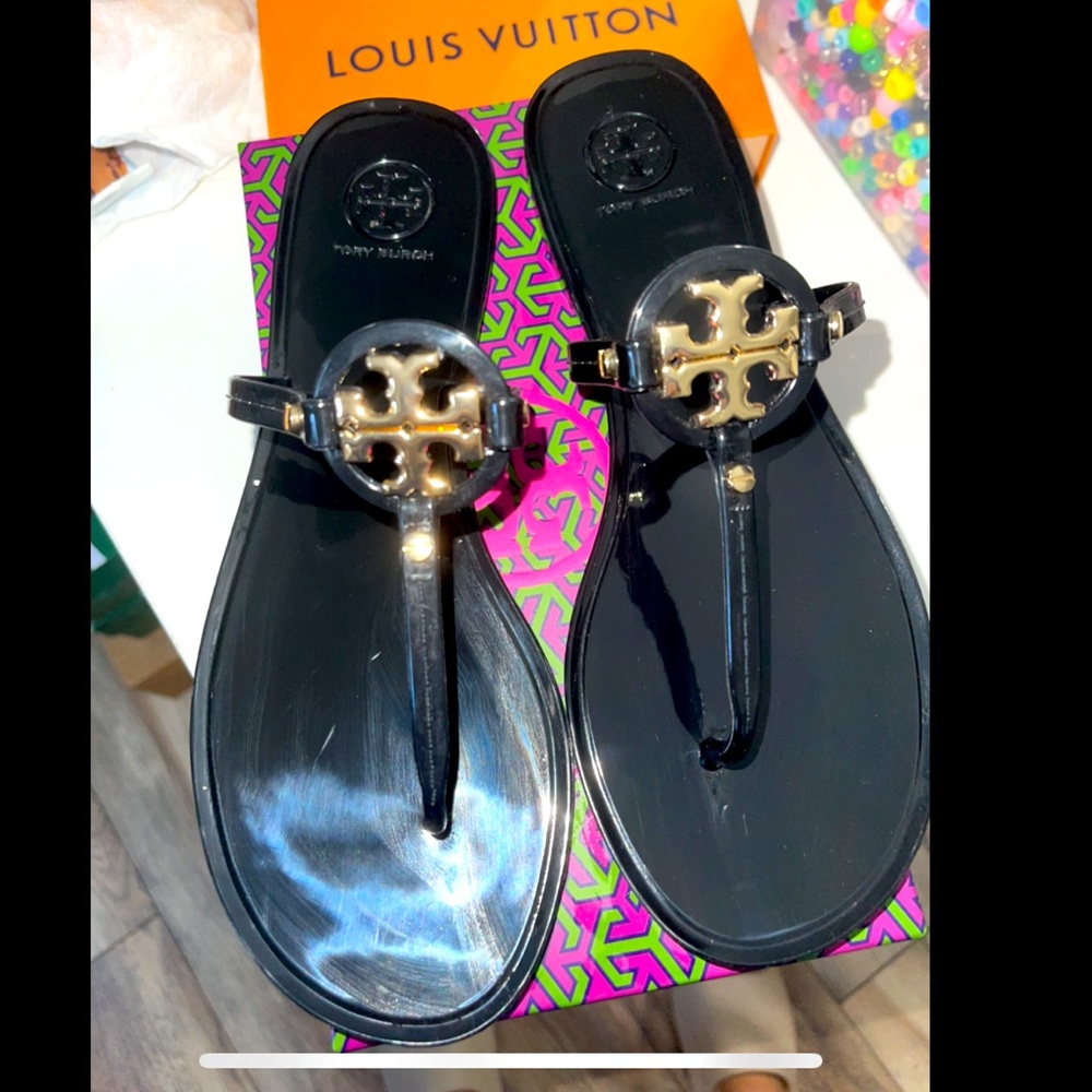 Tory brunch jelly sandal size 8
